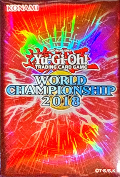 画像1: 「WCS2018 赤・RED」スリーブ 【サプライ】【スリーブ】【未開封】【100枚】【状態B】【破れ】 (1)