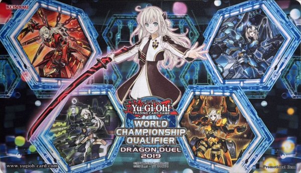 画像1: 「WCQ2019　閃刀姫」プレイマット 【サプライ】【プレイマット】【開封済み】 (1)