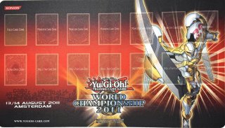 遊戯王　プレイマット 氷結界の龍トリシューラ １枚 プレイマット『氷結界の還零龍トリシューラ』【-】{-}《プレイ